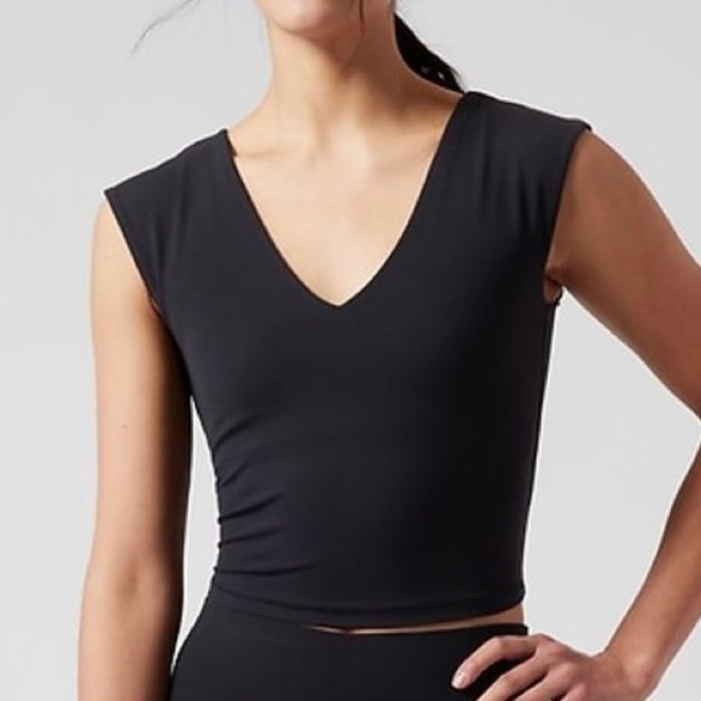 Athleta Transcend Cropped Tee